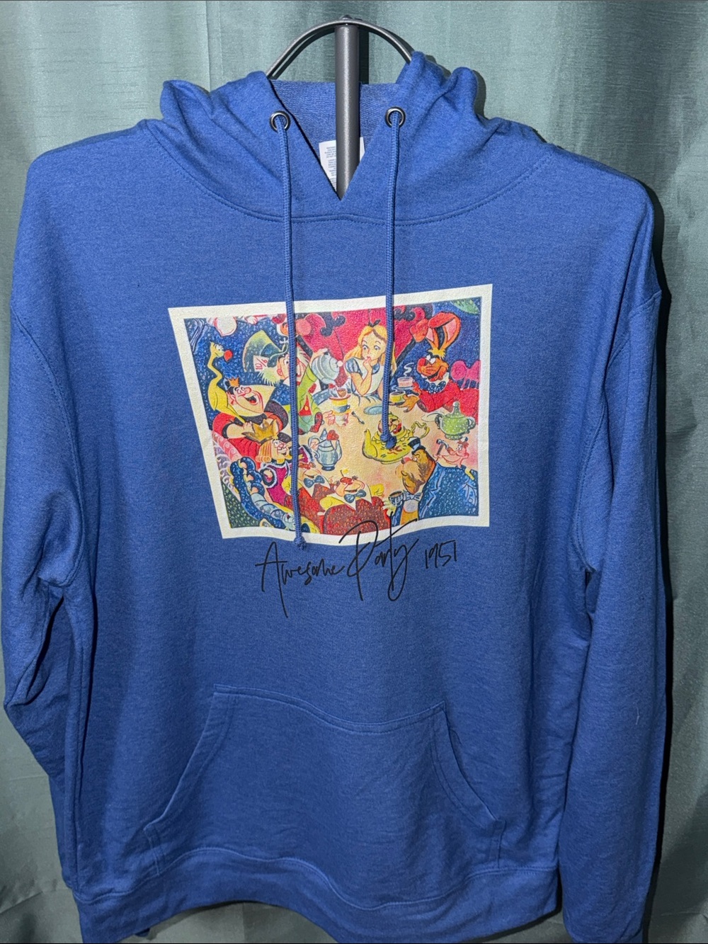 Disney Alice in Wonderland ‘Tea Party’ Hoodie - Women’s XL